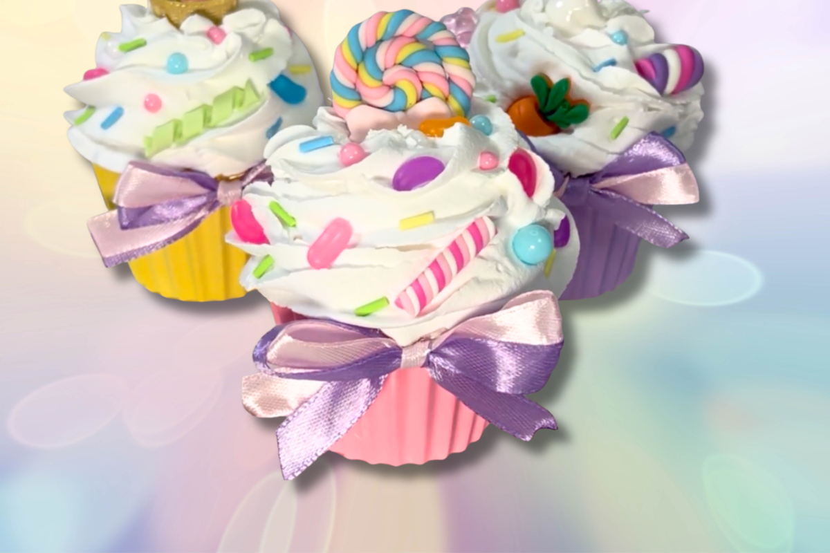 DIY fake cupcakes plaster of paris faux dessert craft with spackle frosting